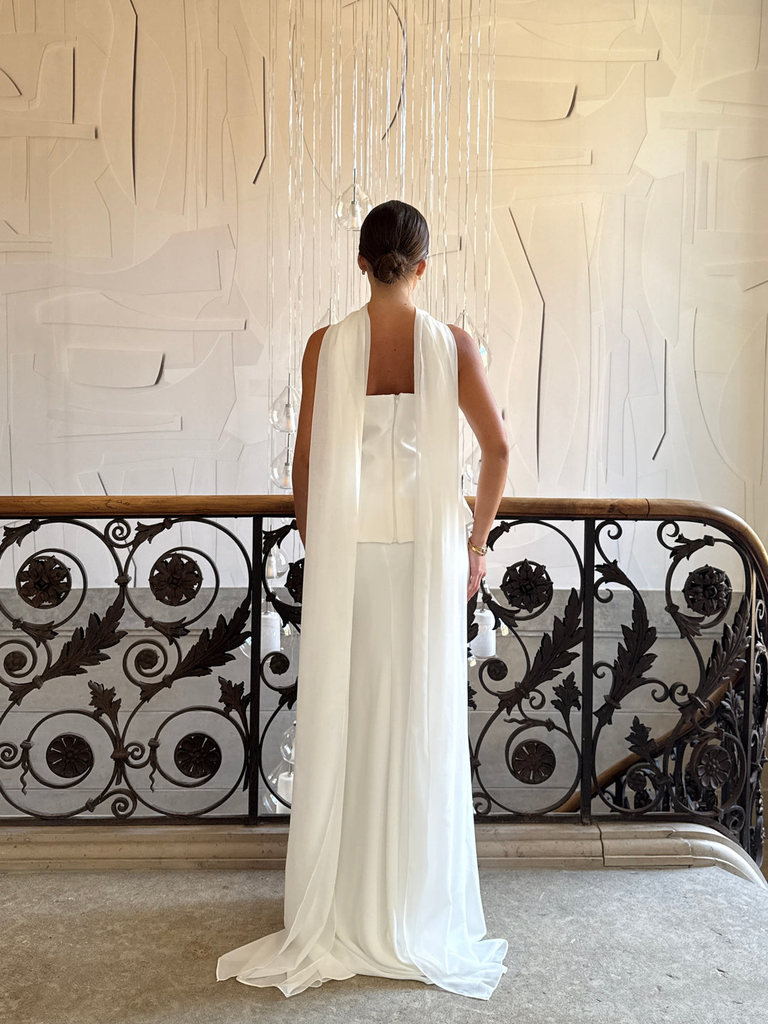 robe de mariée blanche élégante sans manche