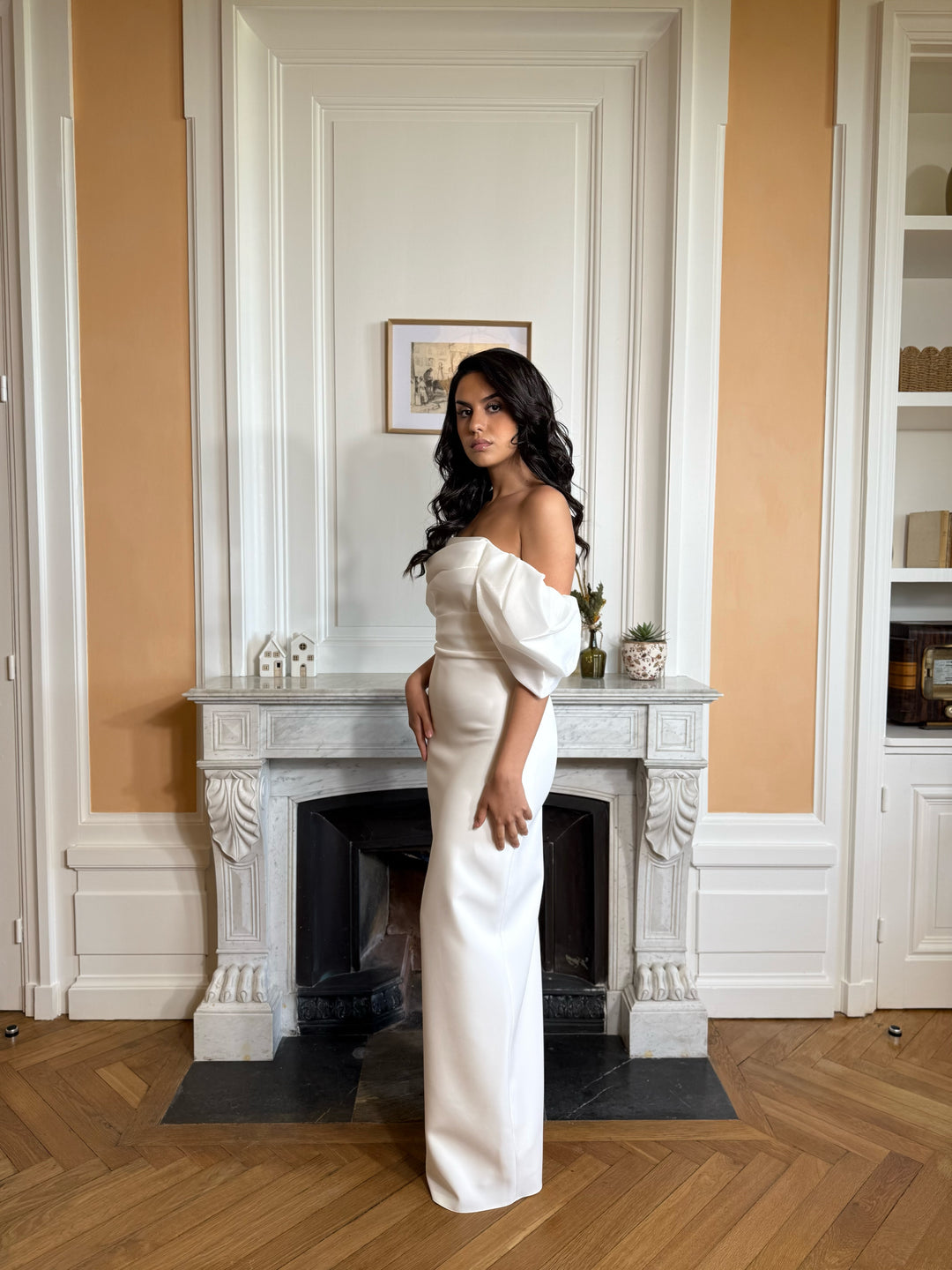 Longue robe de mariée blanche, avec fente à l'arrière, sans manche, col bateau, pour tout type d'événement, mariage, gala, cérémonie