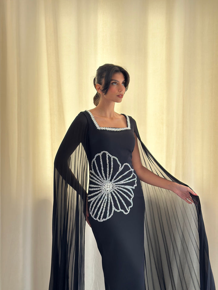 longue robe de soirée noir perlée
