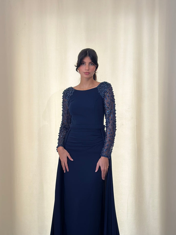 Robe de soirée bleu perlée