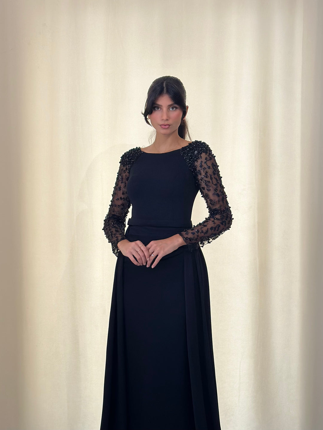 Robe de soirée noir perlée