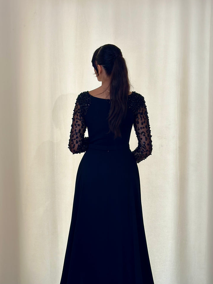Robe de soirée noir perlée