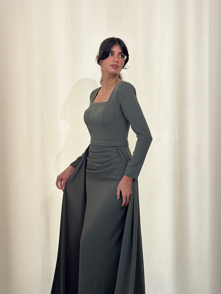 Zenia Khakigrün