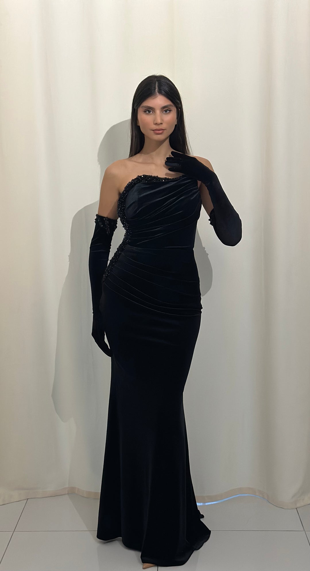 robe de soirée noir col bustier velour