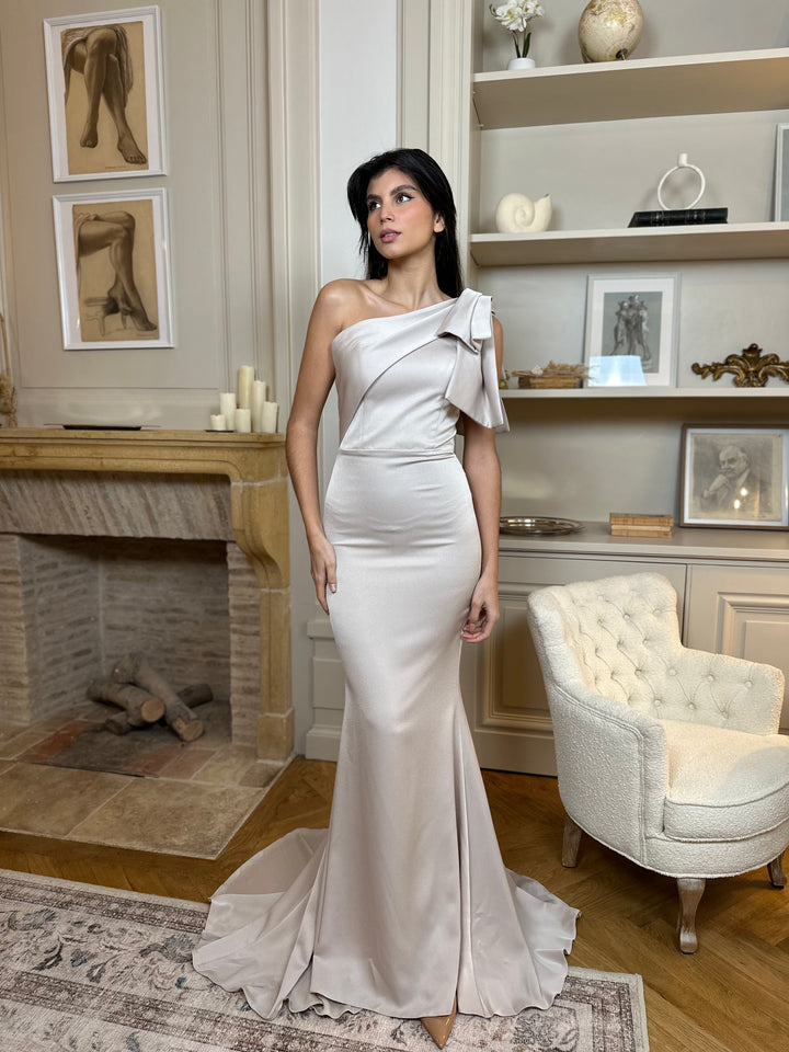 Beige Taisia