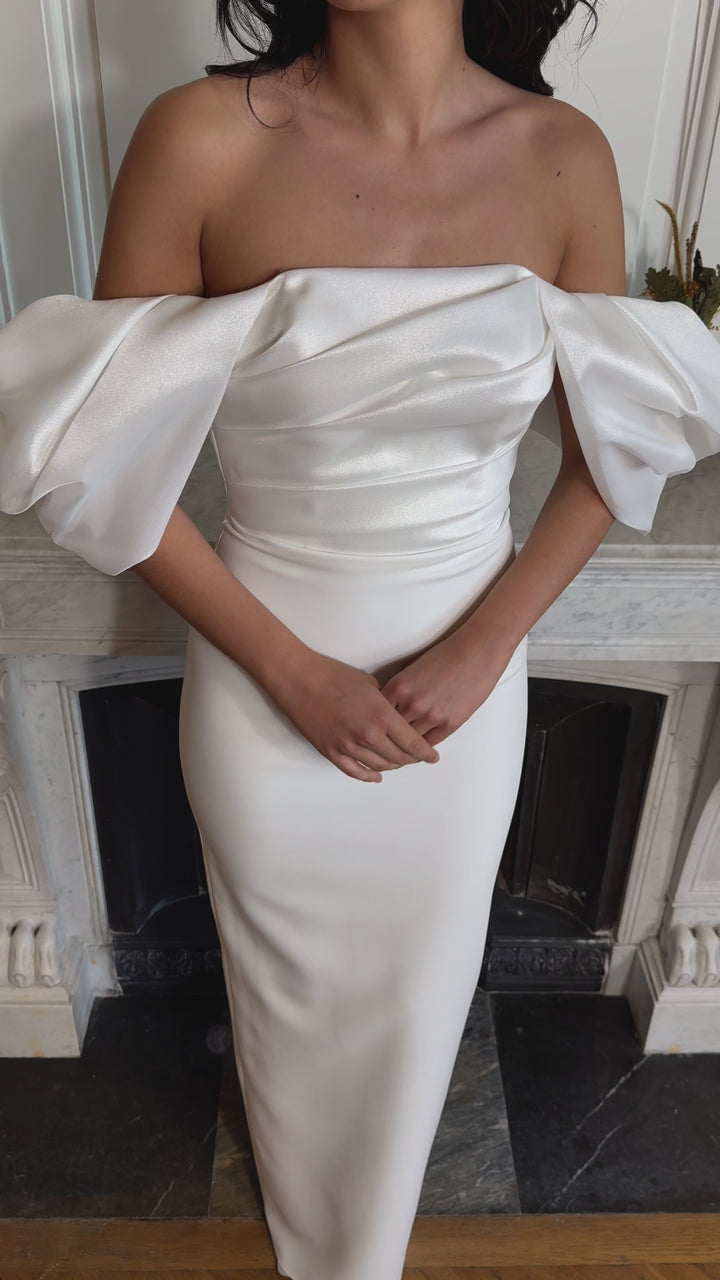 Longue robe de mariée blanche, avec fente à l'arrière, sans manche, col bateau, pour tout type d'événement, mariage, gala, cérémonie