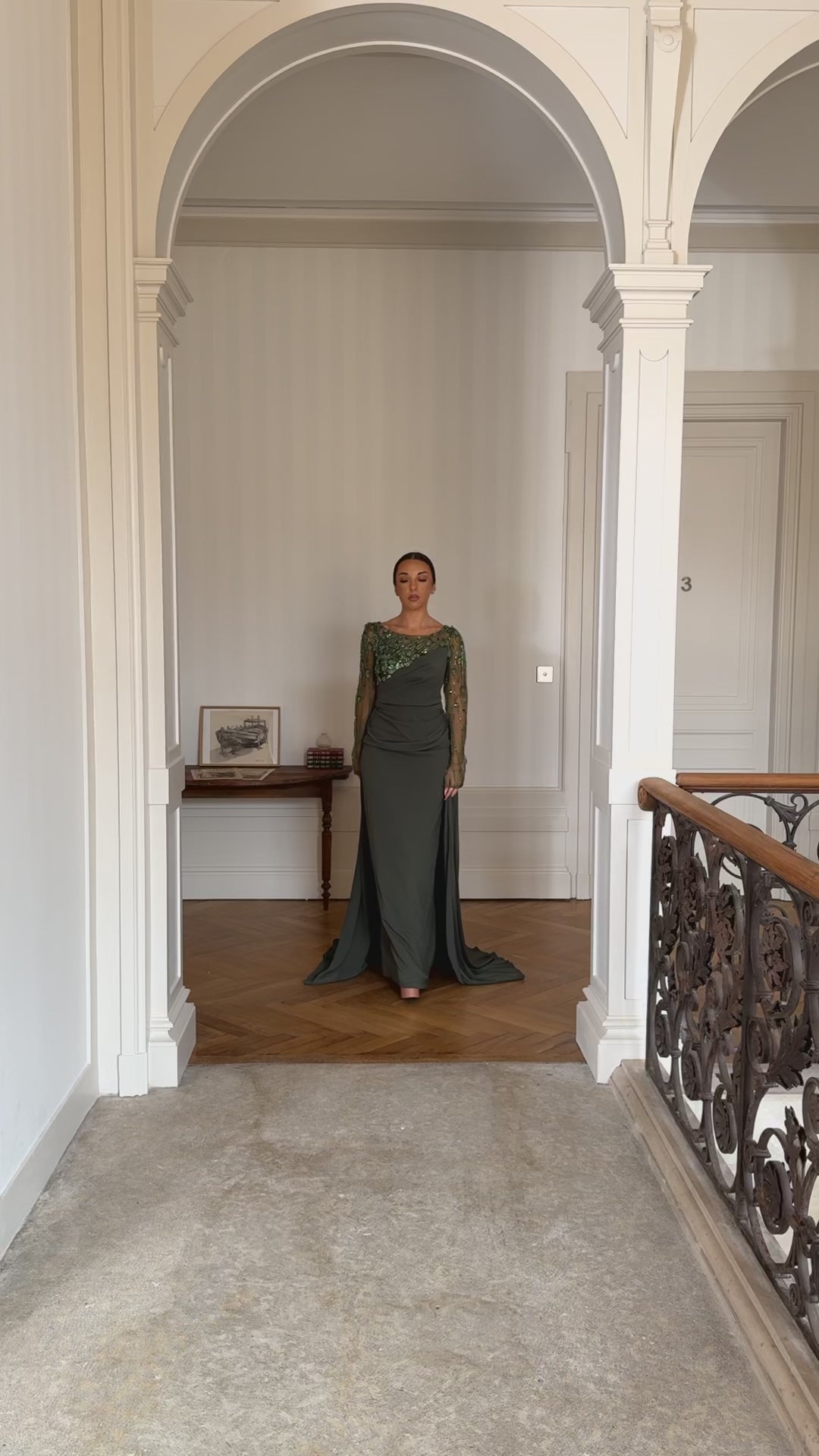 Robe de soirée kaki élégante pour mariage