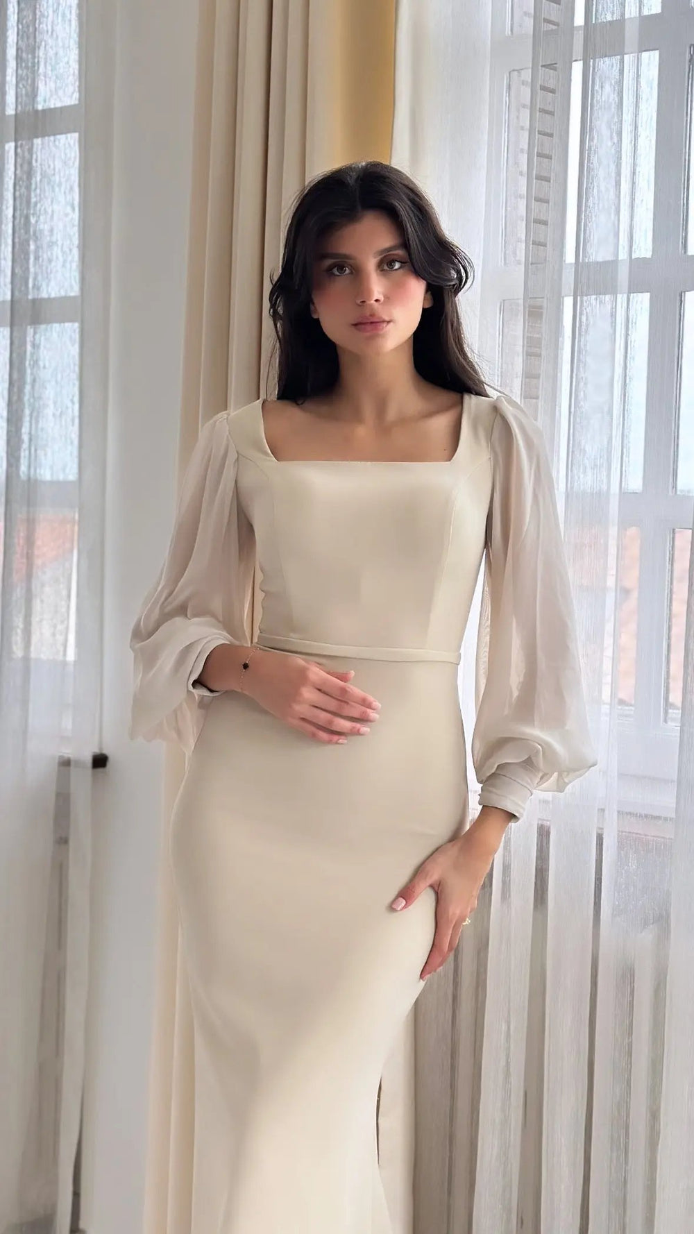 Crocus Beige LaPetiteRobe