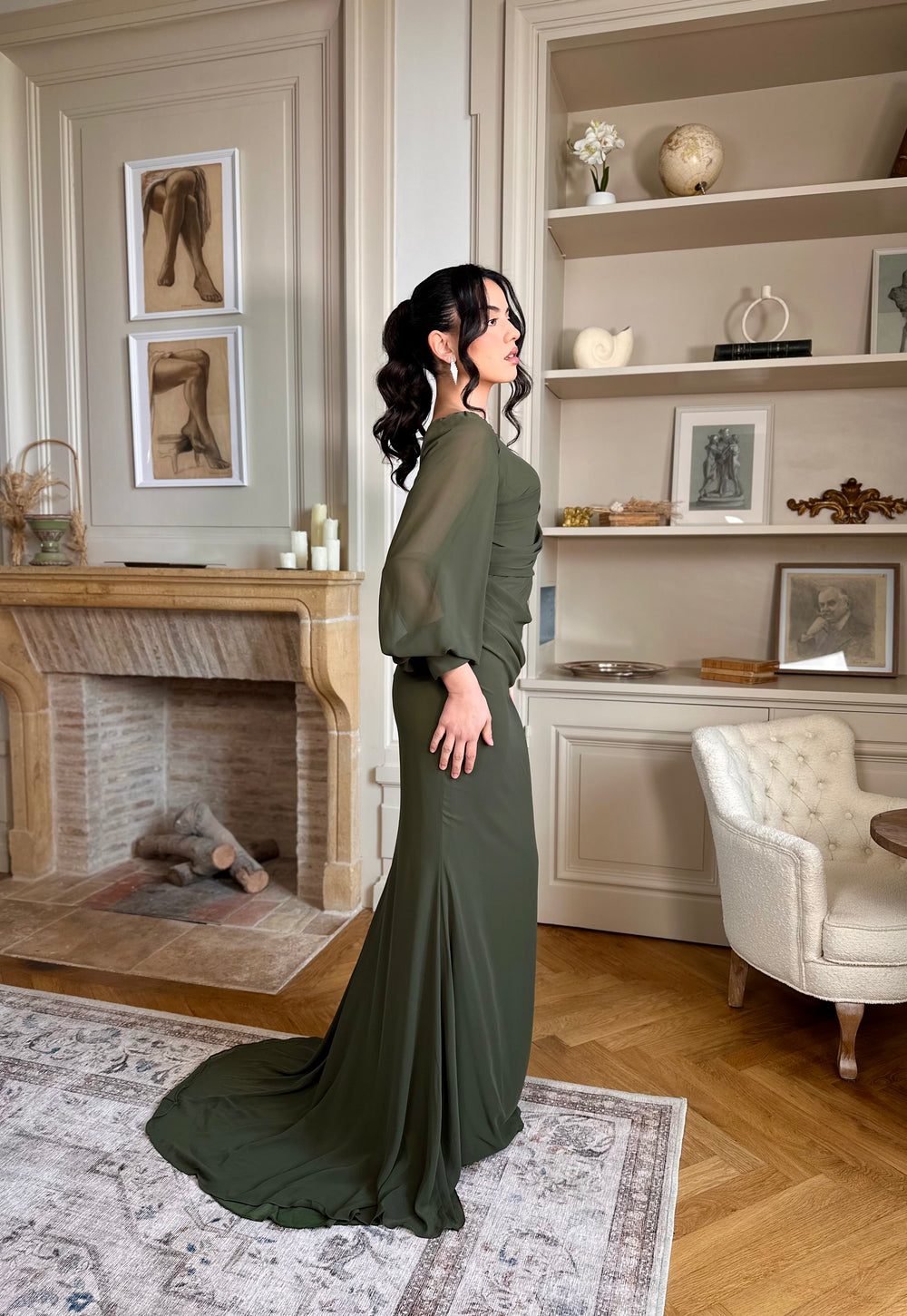 élégante longue robe de soirée kaki pour demoiselle d'honneur sans fente, manche longue, avec une traine pour tout type d'événement, mariage, cérémonie, gala