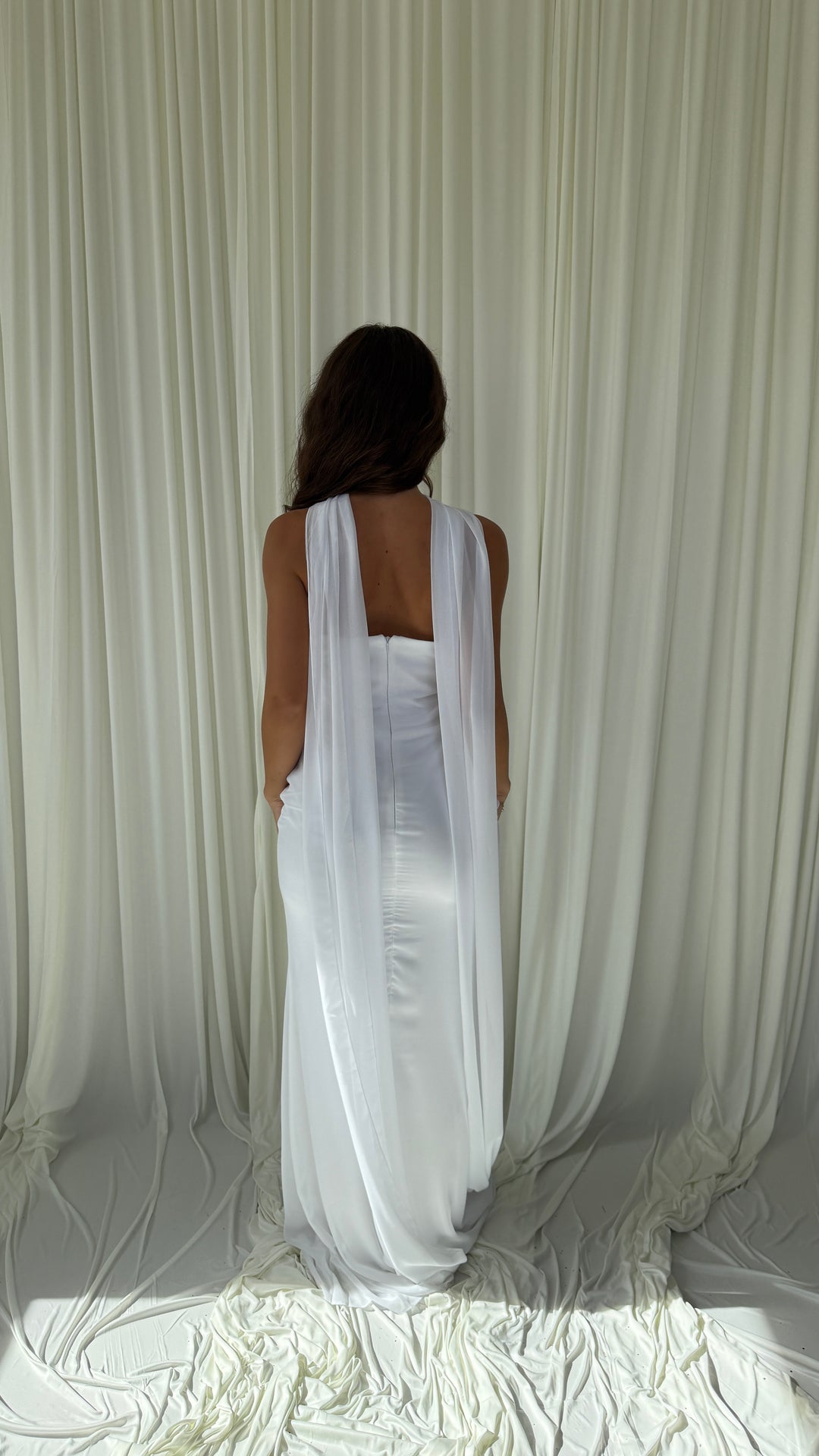 Détail du bustier drapé de la robe de mariée Hilona