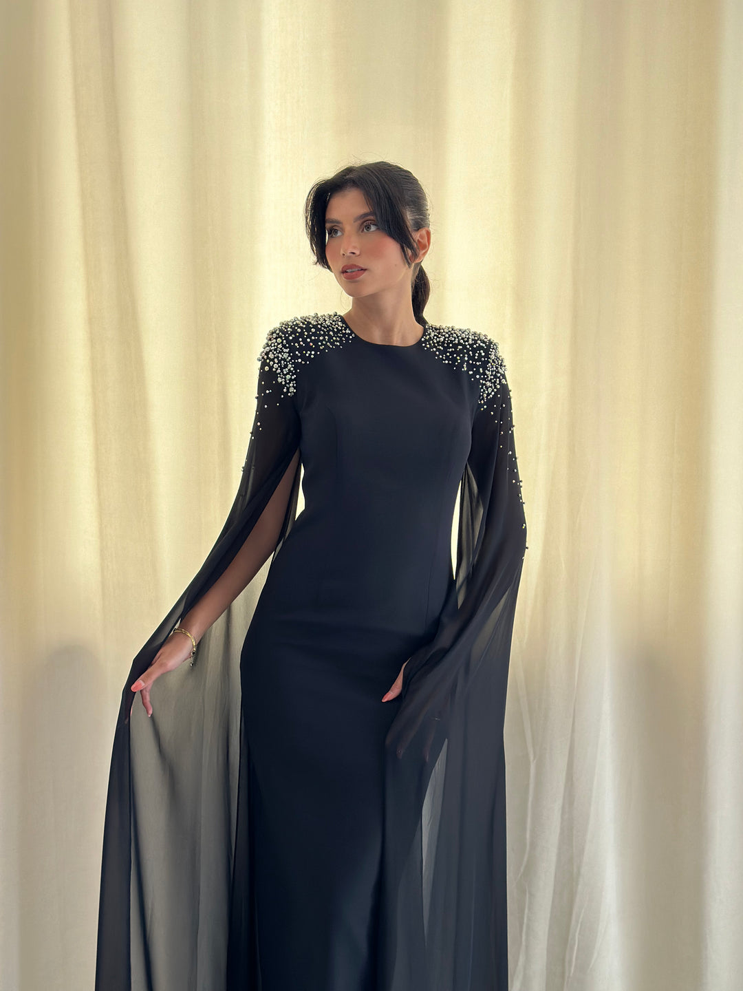 robe de soirée noir perlée