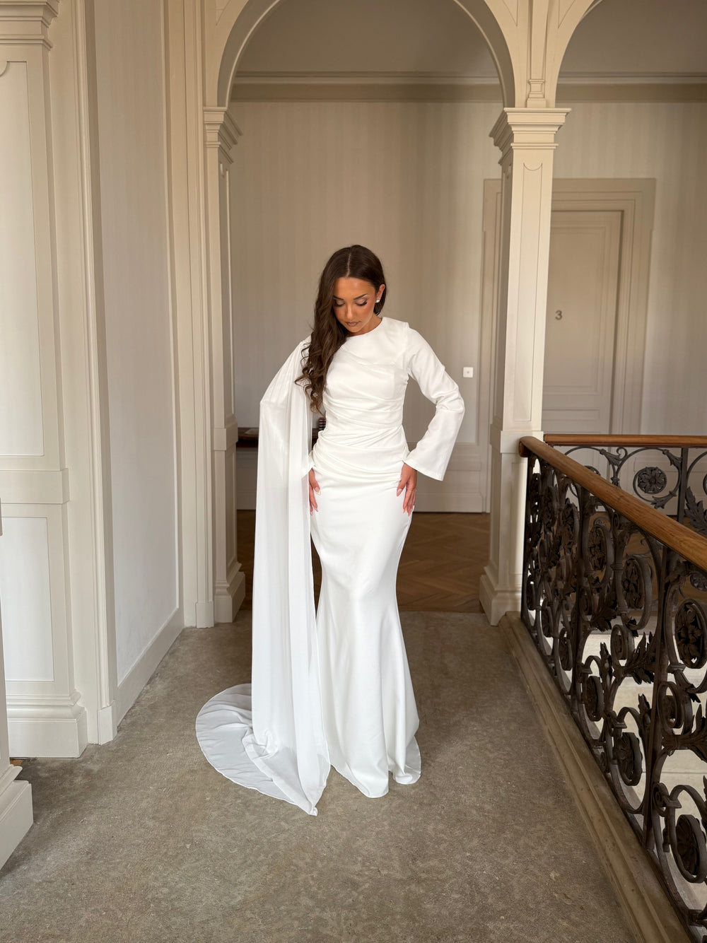 Robe de soirée blanche élégante pour marier