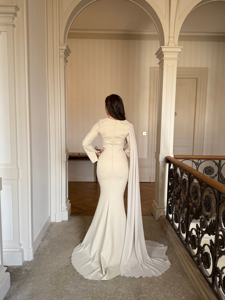 Almila Beige
