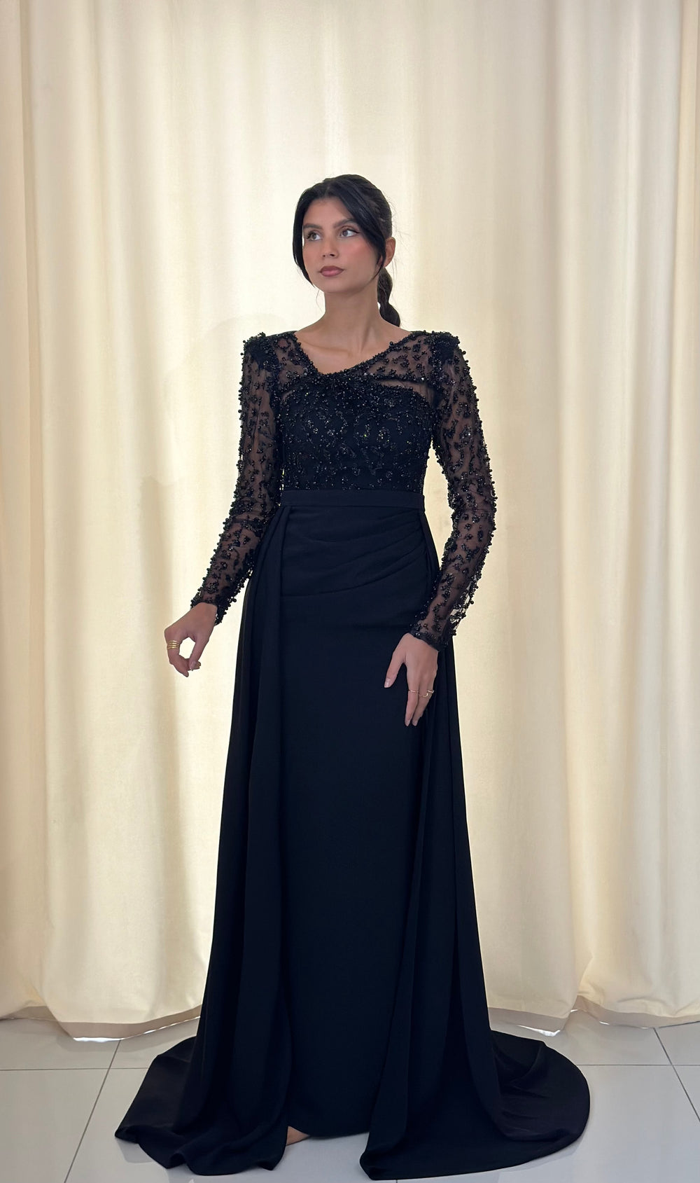 Talia Noir LaPetiteRobe