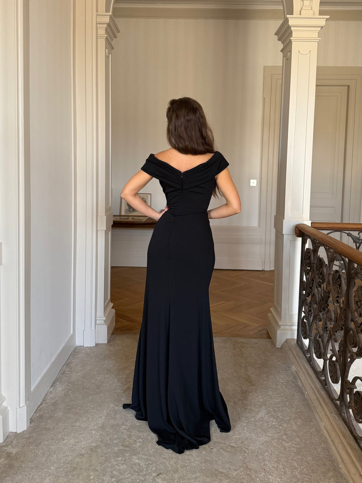 robe de soirée noir col bateau sans manche avec une fente pour tout type d'événement, mariage, gala cérémonie