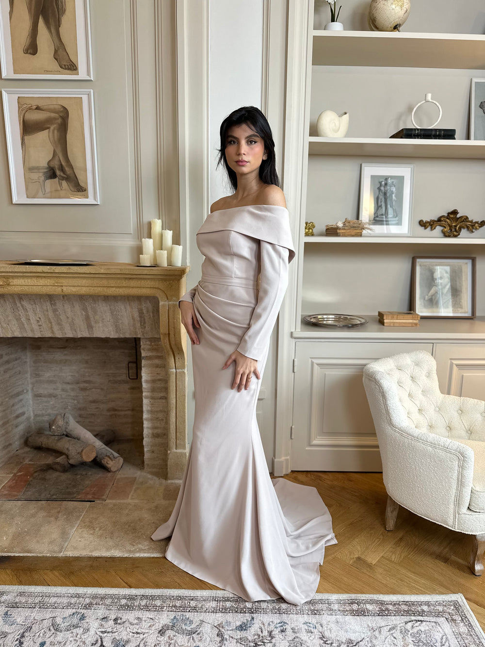 élégante longue robe de soirée beige pour demoiselle d'honneur, sans fente, manche longue, col bateau, pour tout type d'événement, mariage, gala, cérémonie