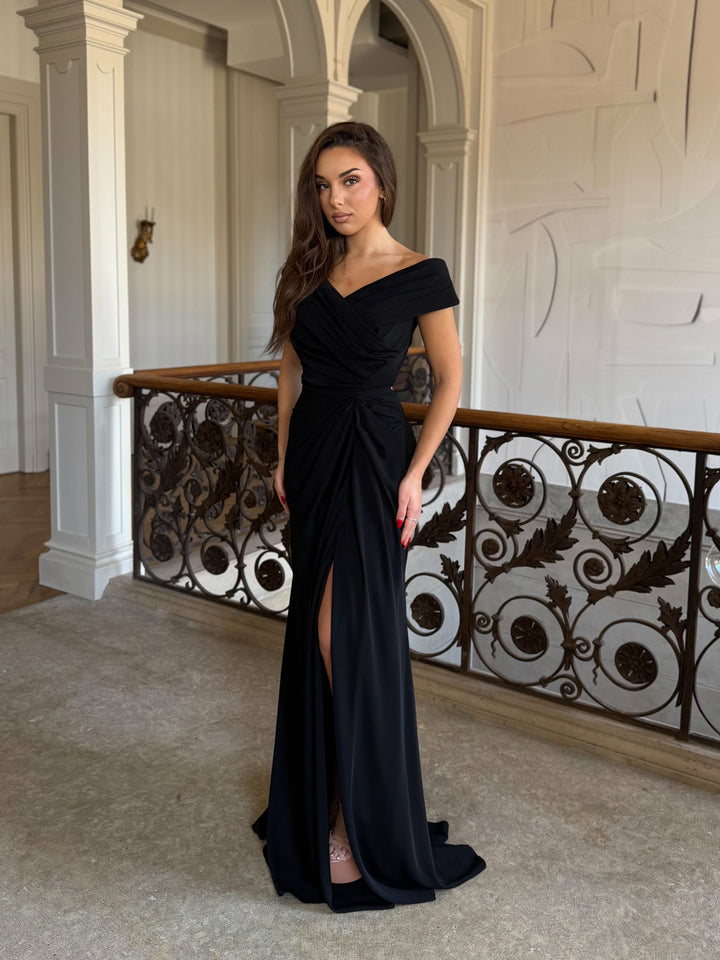 robe de soirée noir col bateau sans manche avec une fente pour tout type d'événement, mariage, gala cérémonie