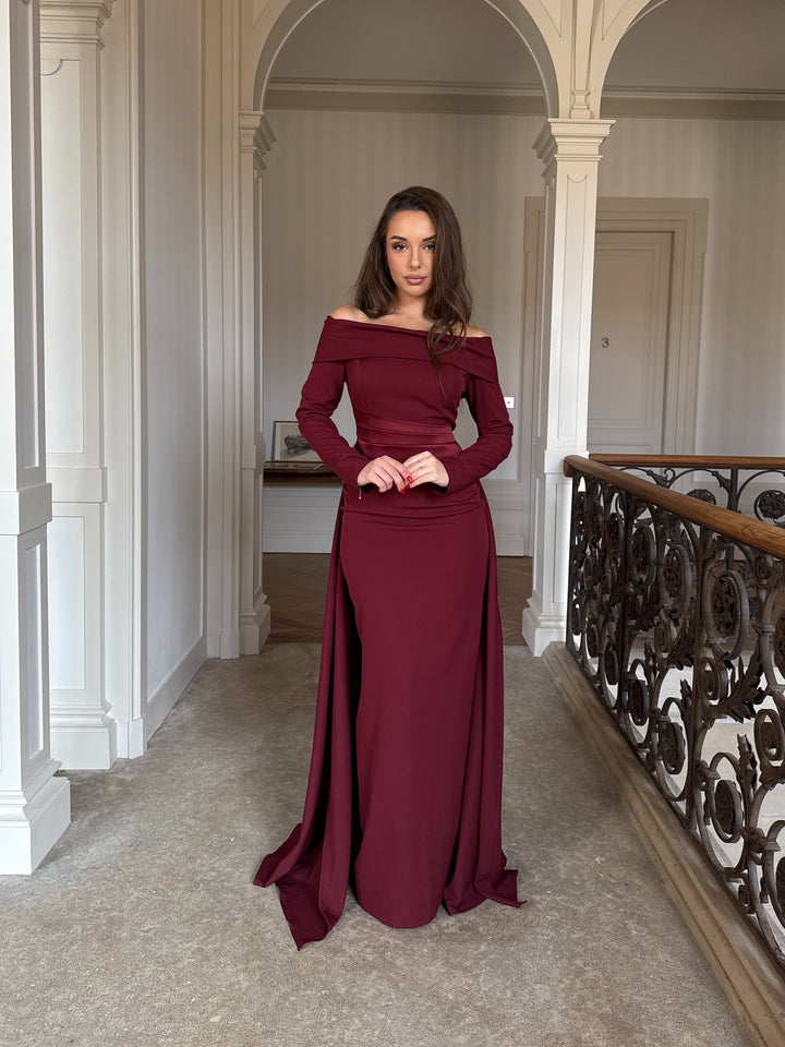 Robe de soirée élégante bordeaux, col bateau, sans fente, manche longue, avec une traine, pour tout type d'événement, mariage, gala, cérémonie