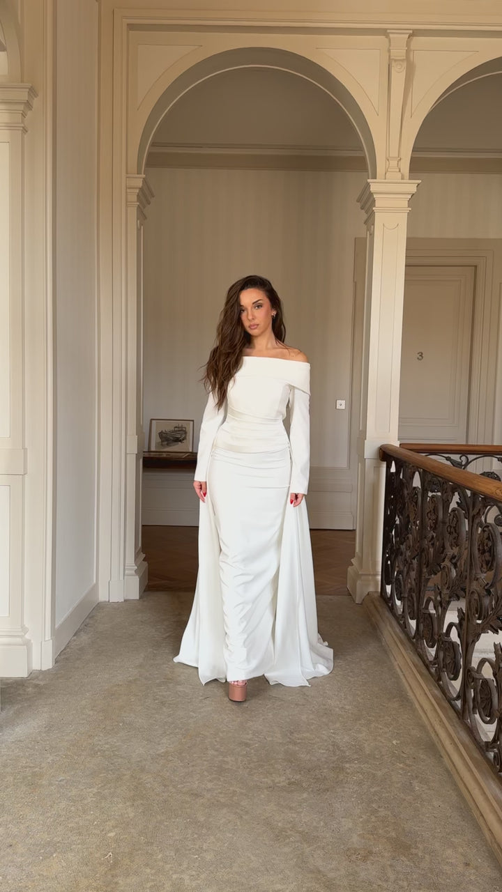 Robe de soirée élégante blanc, col bateau, sans fente, manche longue, avec une traine, pour tout type d'événement, mariage, gala, cérémonie