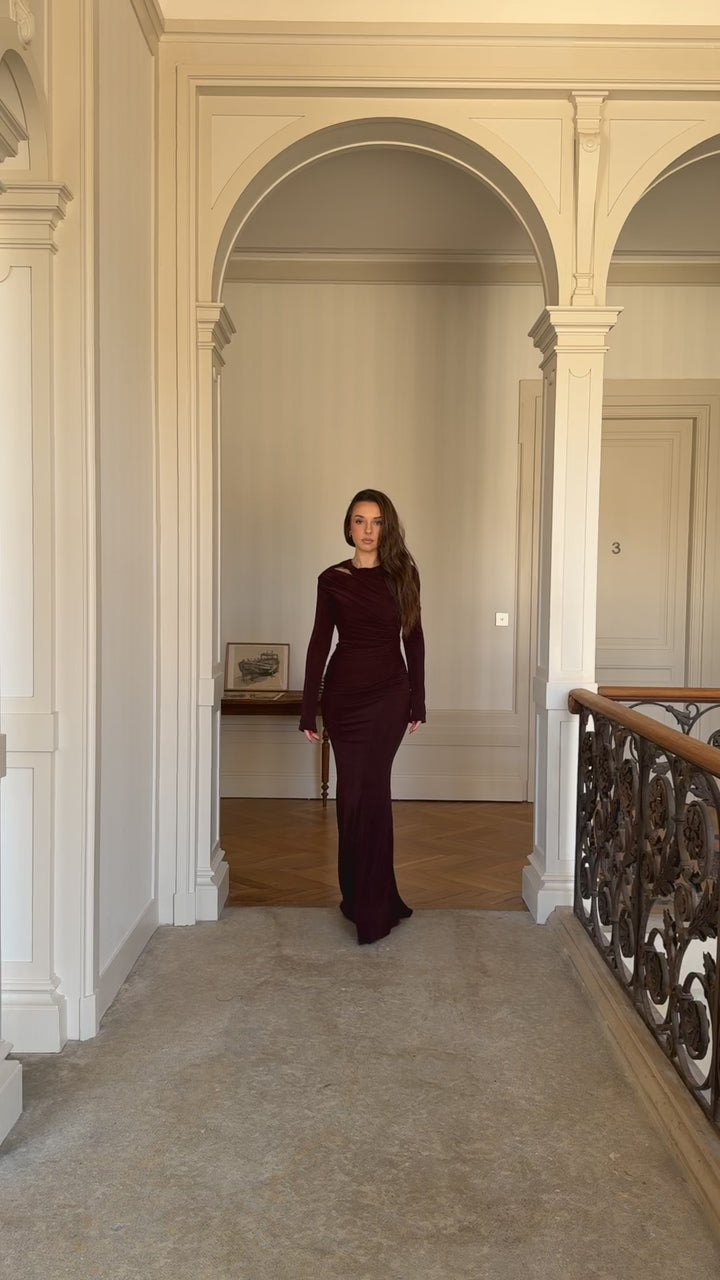 Longue robe de soirée chic marron, manche longue, sans fente, col rond pour tout type d'événement, mariage, gala, cérémonie