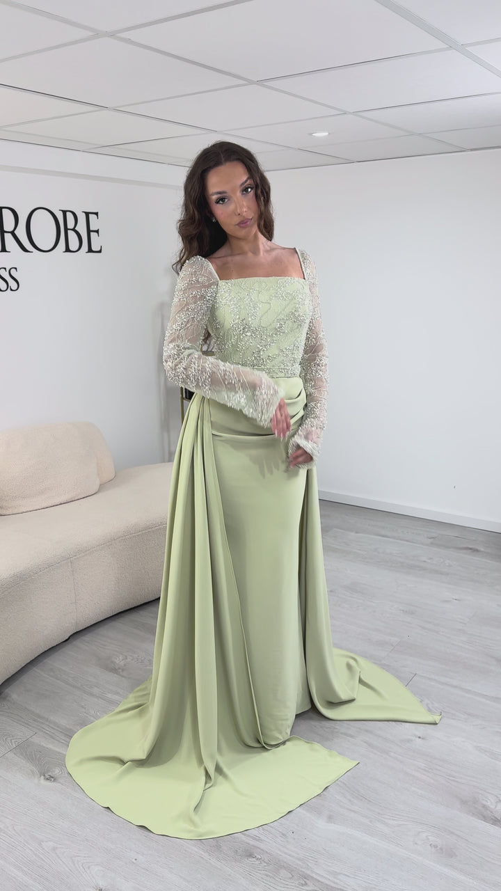 Pastellgrünes Abendkleid - Sinem