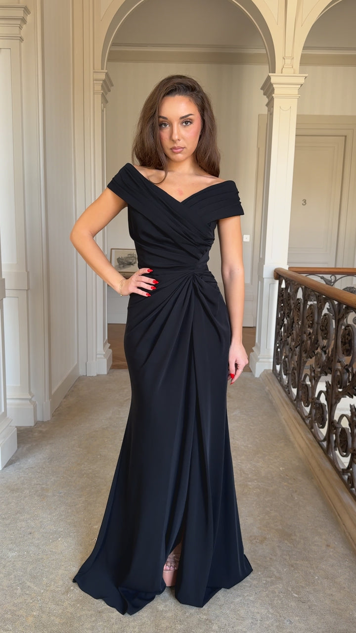 robe de soirée noir col bateau sans manche avec une fente pour tout type d'événement, mariage, gala cérémonie